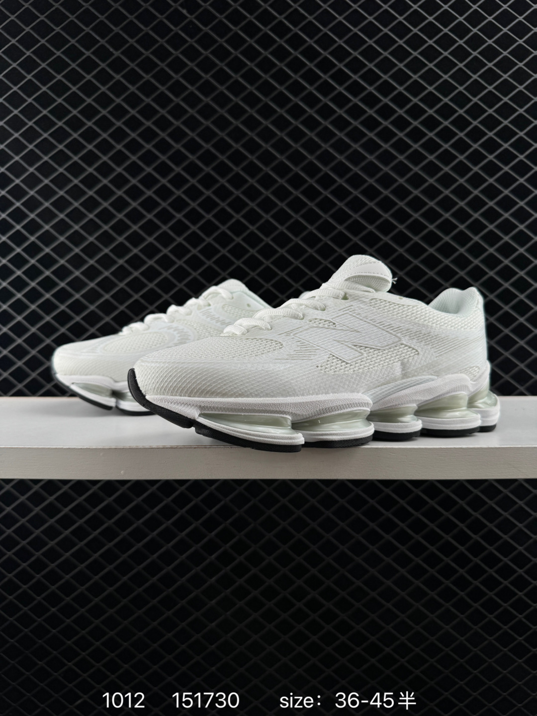 New Balance 2000 NB2000